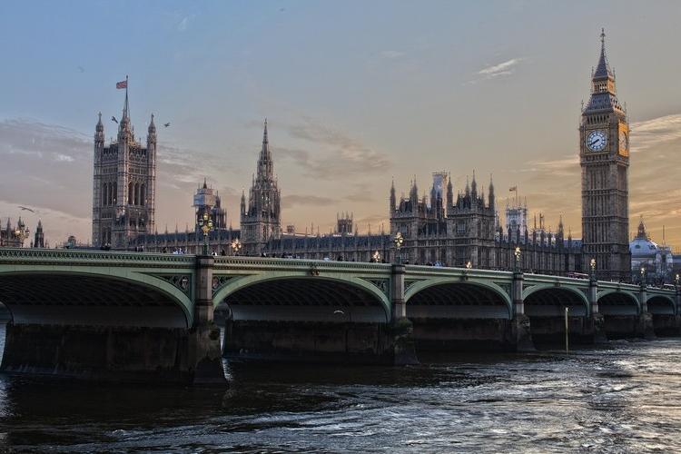Comment apprendre l’anglais avant de partir en séjour ? 