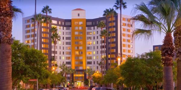 Estancia lingüística en CLA Los Angeles Park La Brea - Apartamento compartido - Habitación compartida - Sin comidas