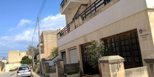 Estancia lingüística en Gateway School of English Residencia escolar (¡a 3 minutos de la clase!)