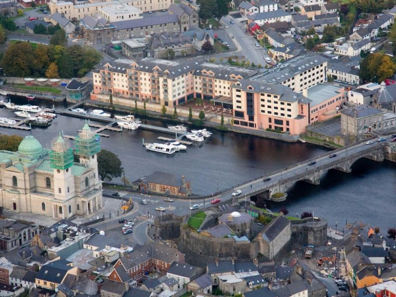 Language stay Athlone